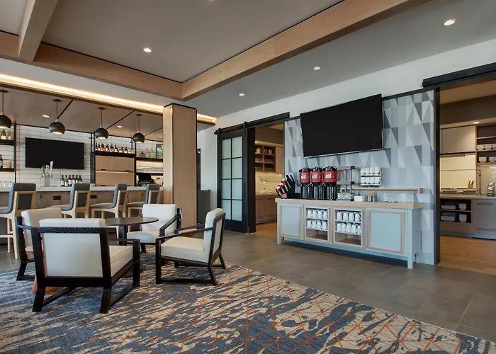 Hyatt House 3*